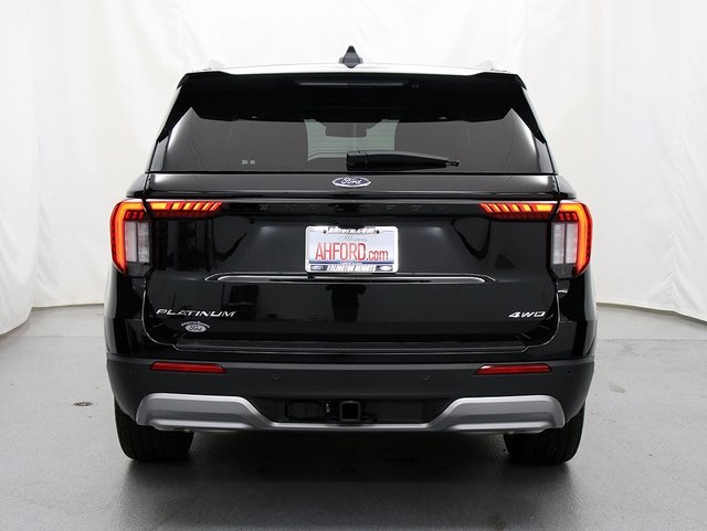 2026 Ford Explorer Platinum photo 4