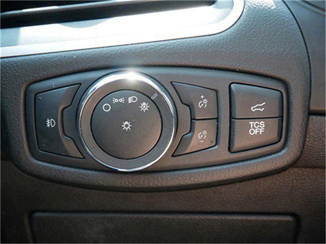 2022 Ford Edge SEL photo 24