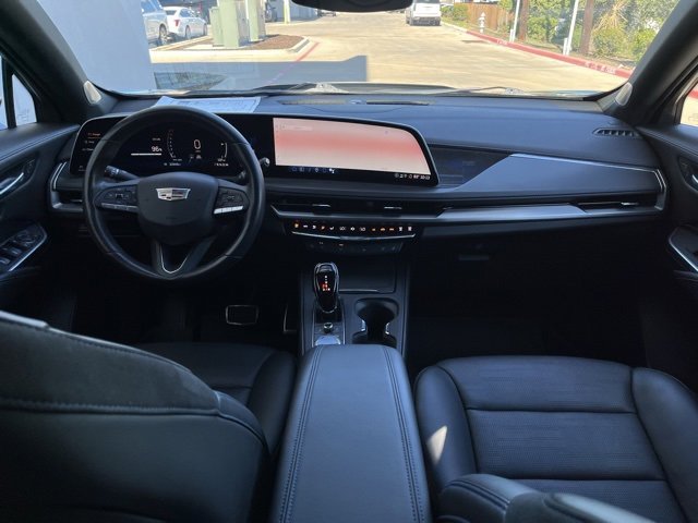 2024 Cadillac XT4 Sport photo 13