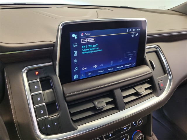 2023 Chevrolet Suburban LT photo 14