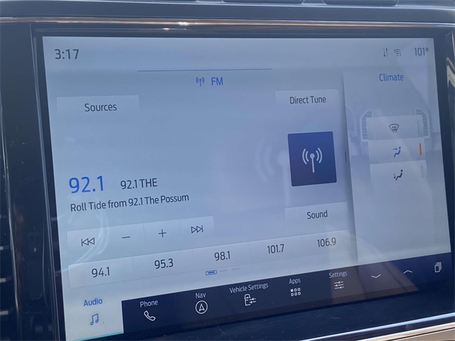 2022 Ford F-250 Lariat photo 12