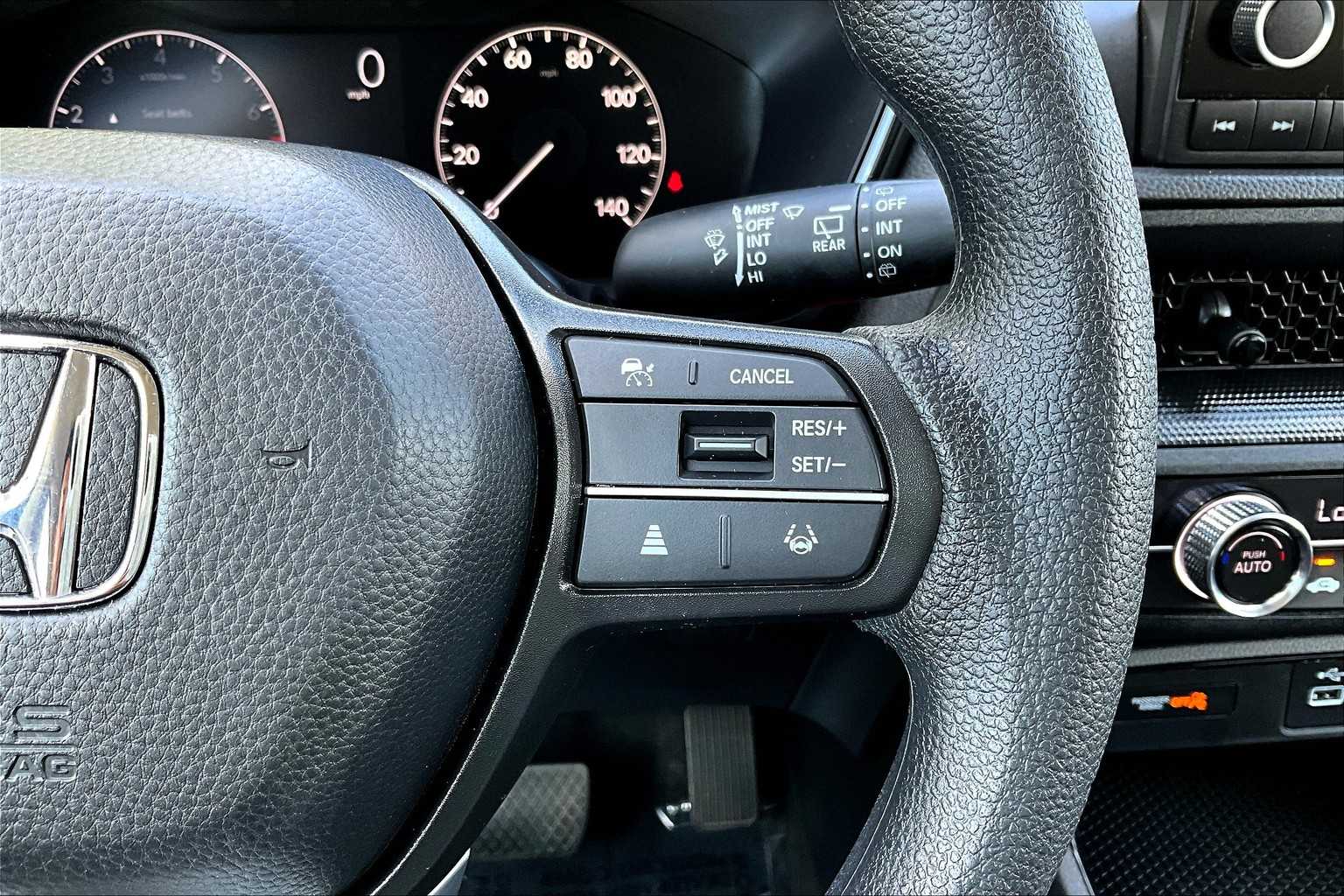 2025 Honda CR-V LX photo 23