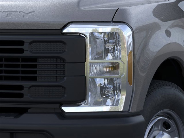 2026 Ford F-250 XL photo 17