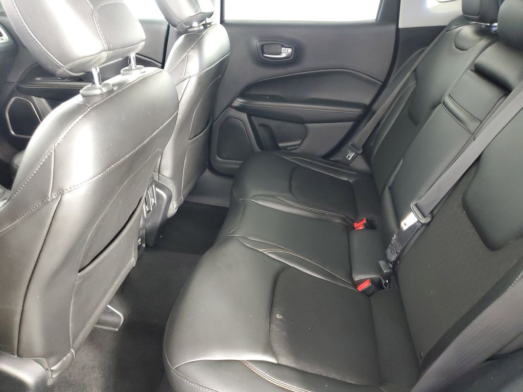 2018 Jeep Compass Latitude photo 13