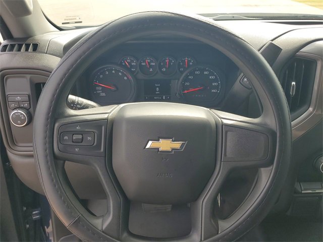 2022 Chevrolet Silverado 1500 Custom photo 10