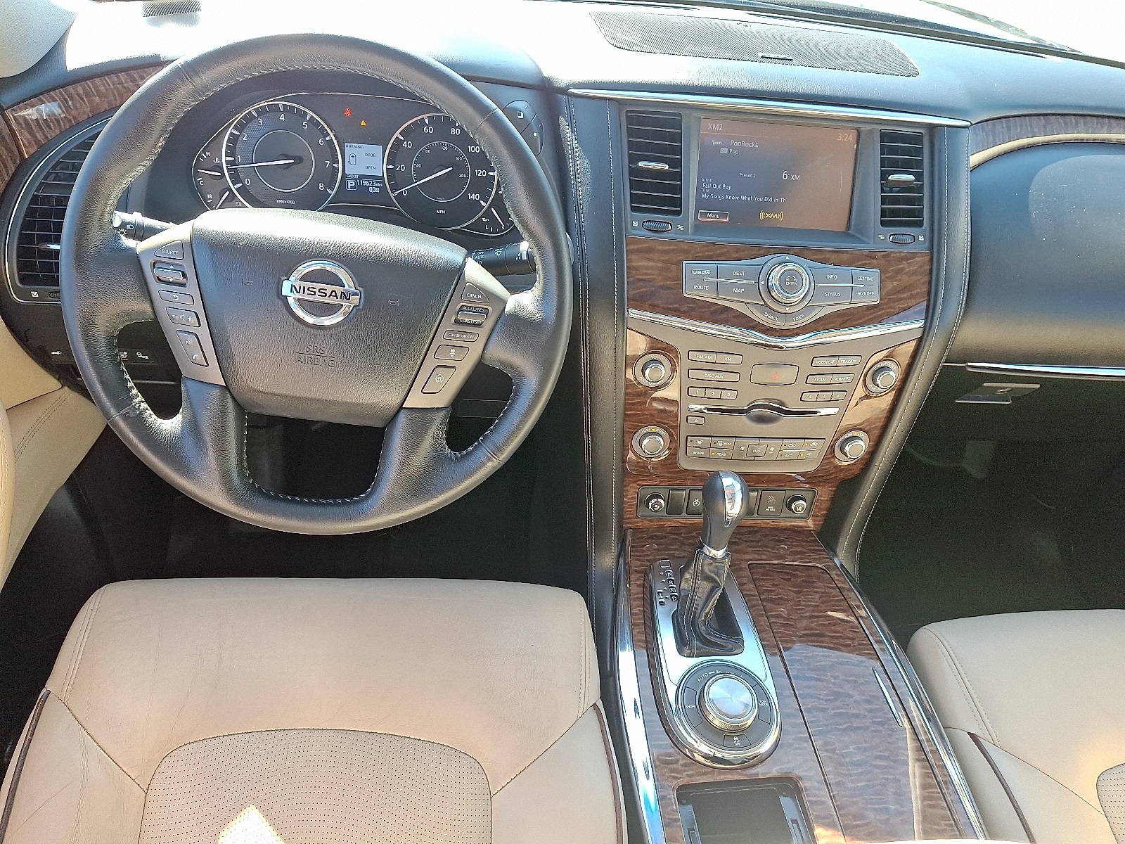 2017 Nissan Armada Platinum photo 14