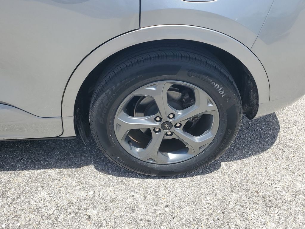 2023 Ford Escape photo 18
