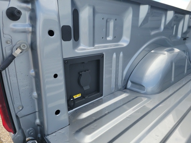 2025 Ford F-150 XLT photo 26
