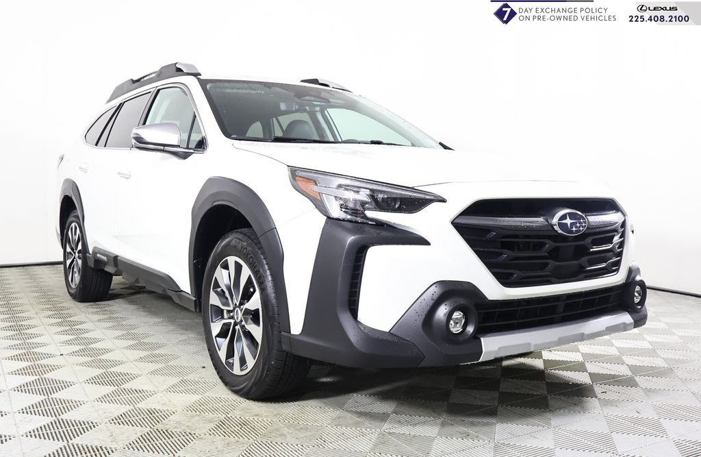 2024 Subaru Outback Touring's photo