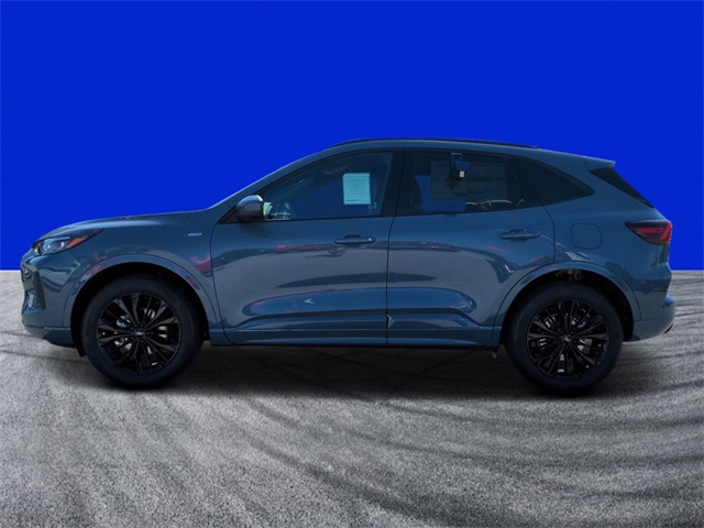 2026 Ford Escape ST-Line Elite photo 4