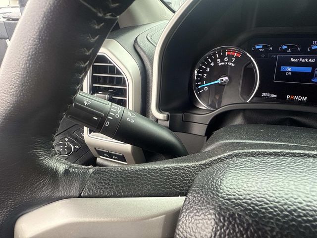 2021 Ford F-350 photo 29