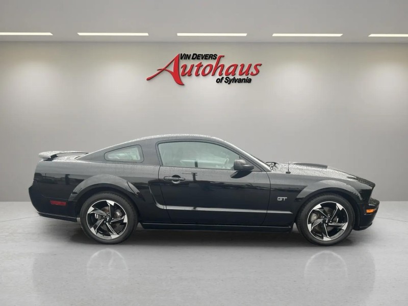 2007 Ford Mustang GT Deluxe photo 22