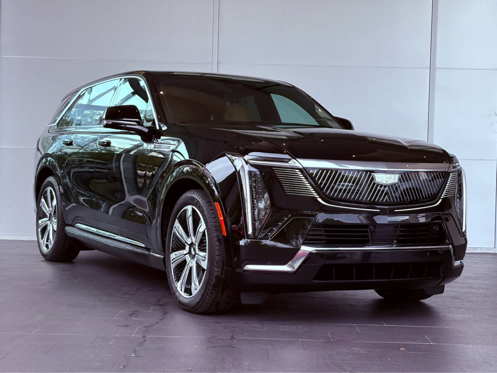 2025 Cadillac Escalade IQ photo 3