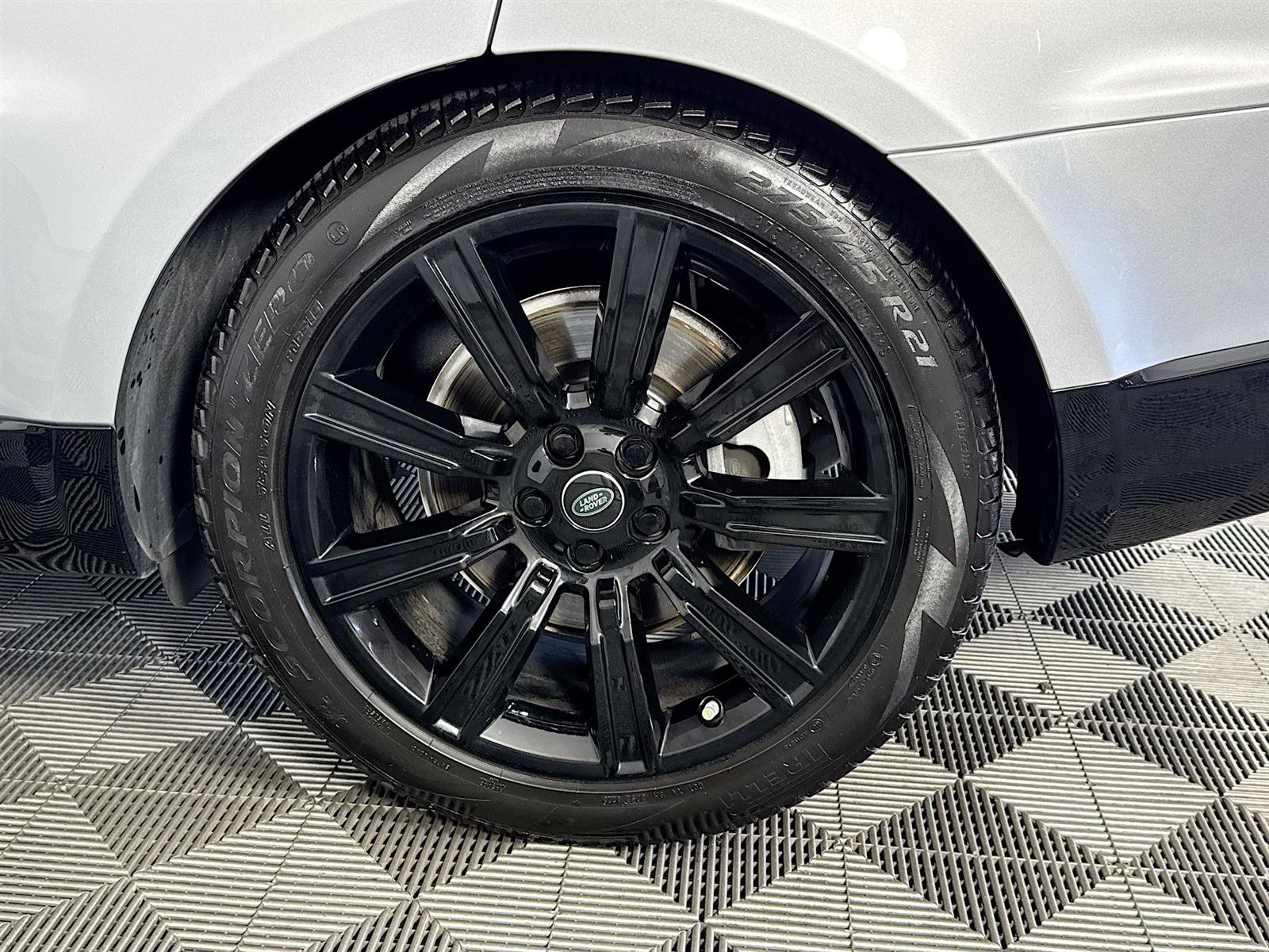 2020 Land Rover Range Rover Sport HSE photo 25