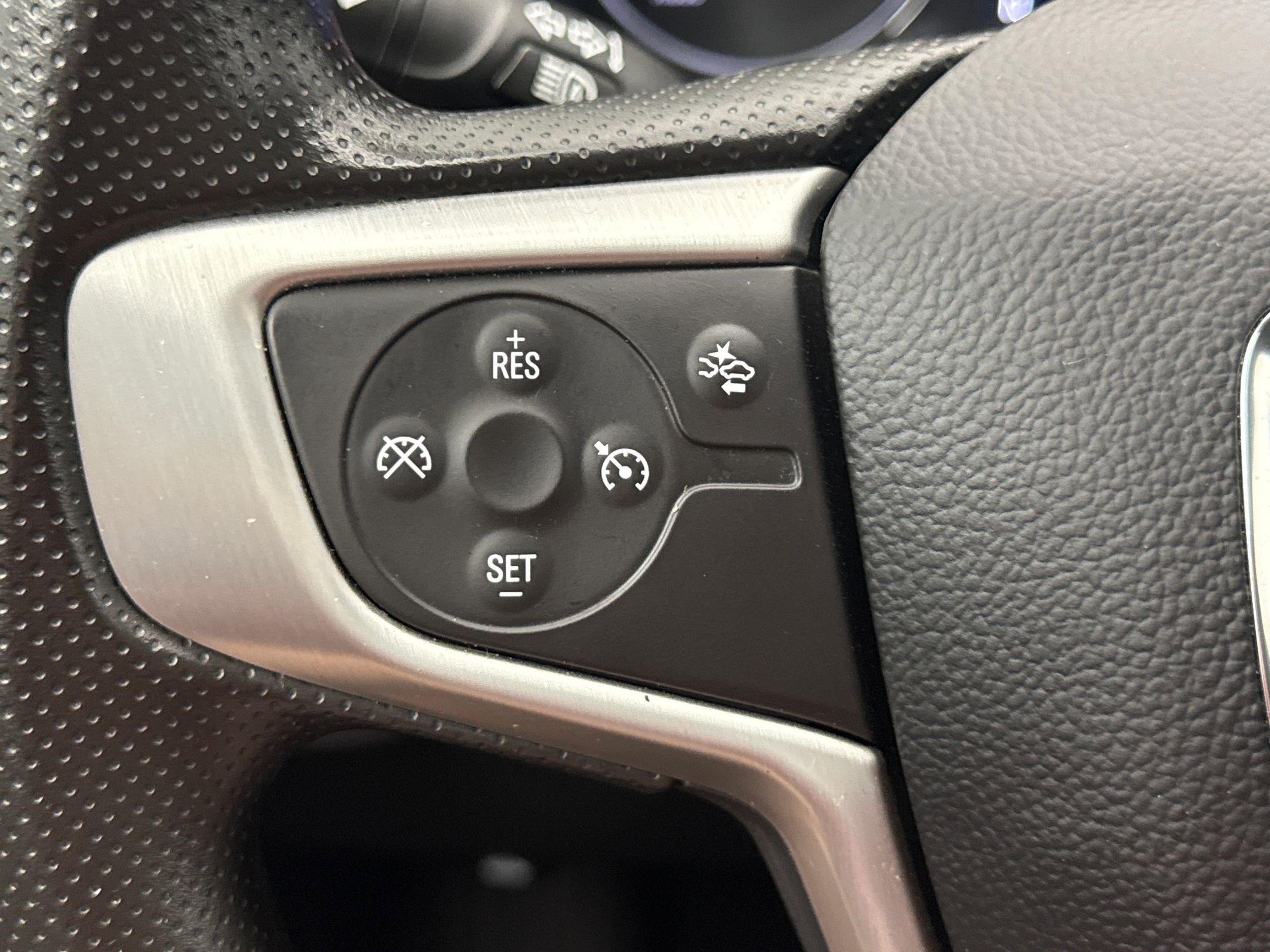 2024 Gmc Terrain SLE photo 17