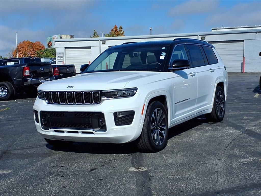 Used 2022 Jeep Grand Cherokee L Overland with VIN 1C4RJKDG9N8546182 for sale in Kansas City