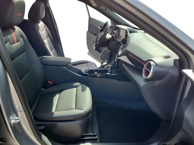 2025 Chevrolet Trax RS photo 27