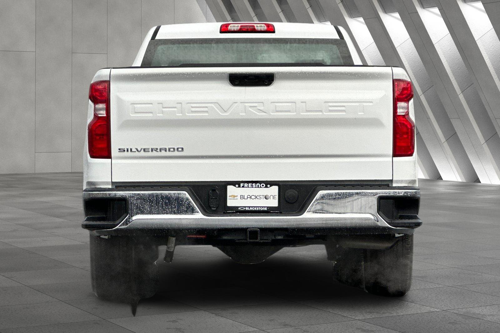 2024 Chevrolet Silverado 1500 photo 4