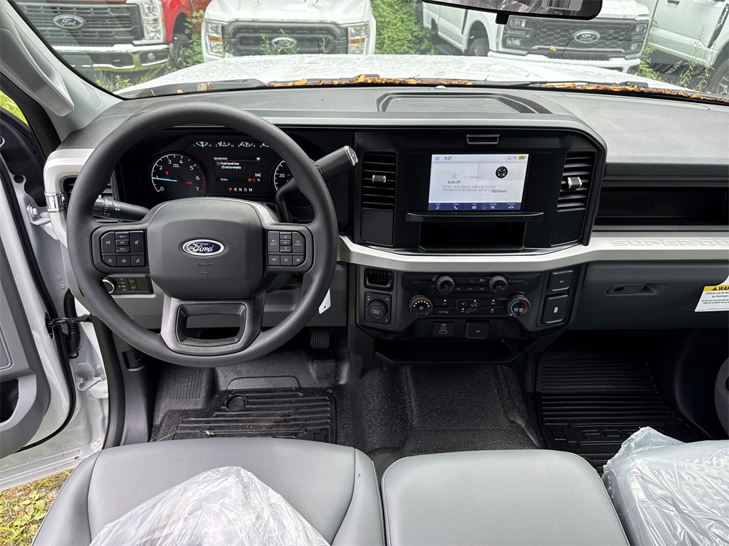 2025 Ford F-250 XL photo 10
