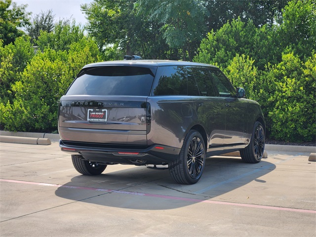 2025 Land Rover Range Rover SE photo 4