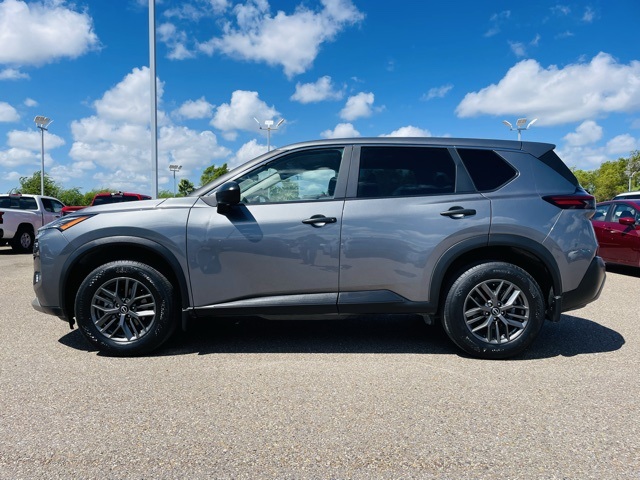 2023 Nissan Rogue S photo 4