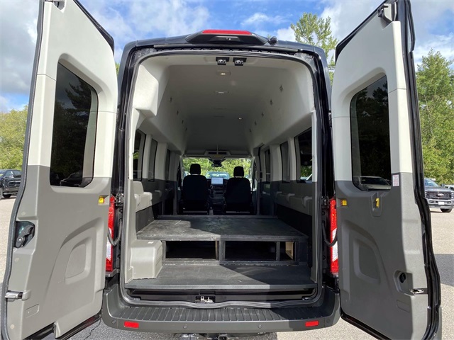 2024 Ford Transit photo 5