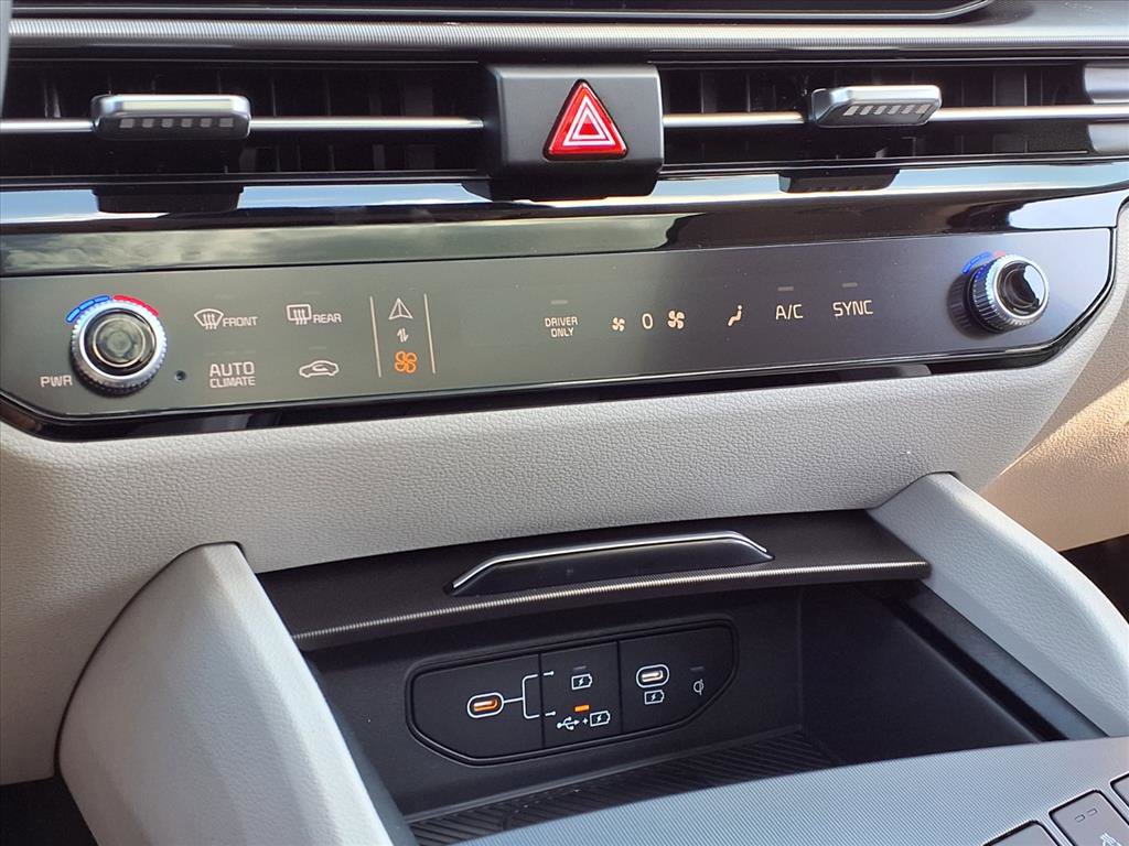 2026 Kia Sportage Hybrid photo 14