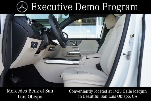 2025 Mercedes Benz GLB 250 photo 24