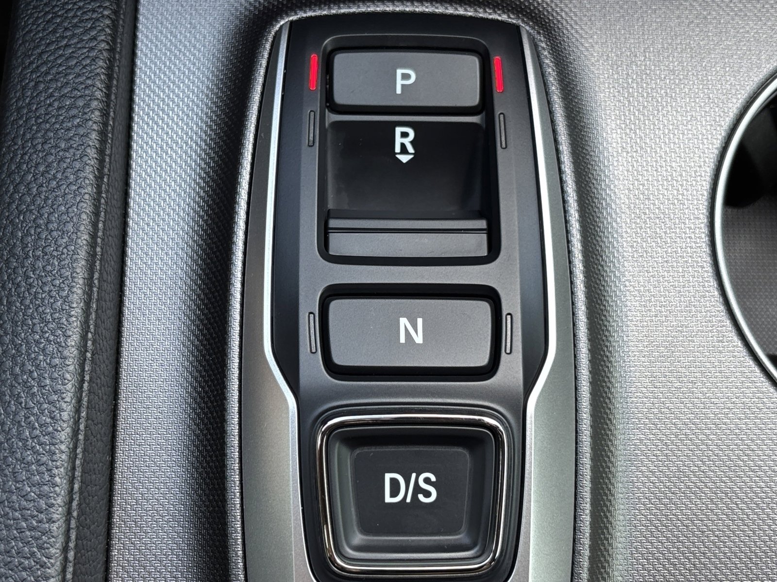 2025 Honda Ridgeline RTL photo 12