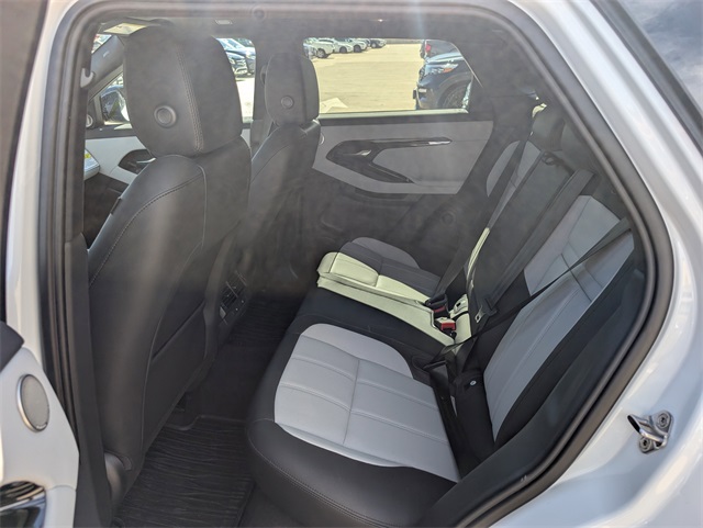 2026 Land Rover Range Rover Evoque Dynamic SE photo 3