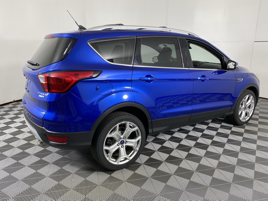 2019 Ford Escape Titanium photo 4