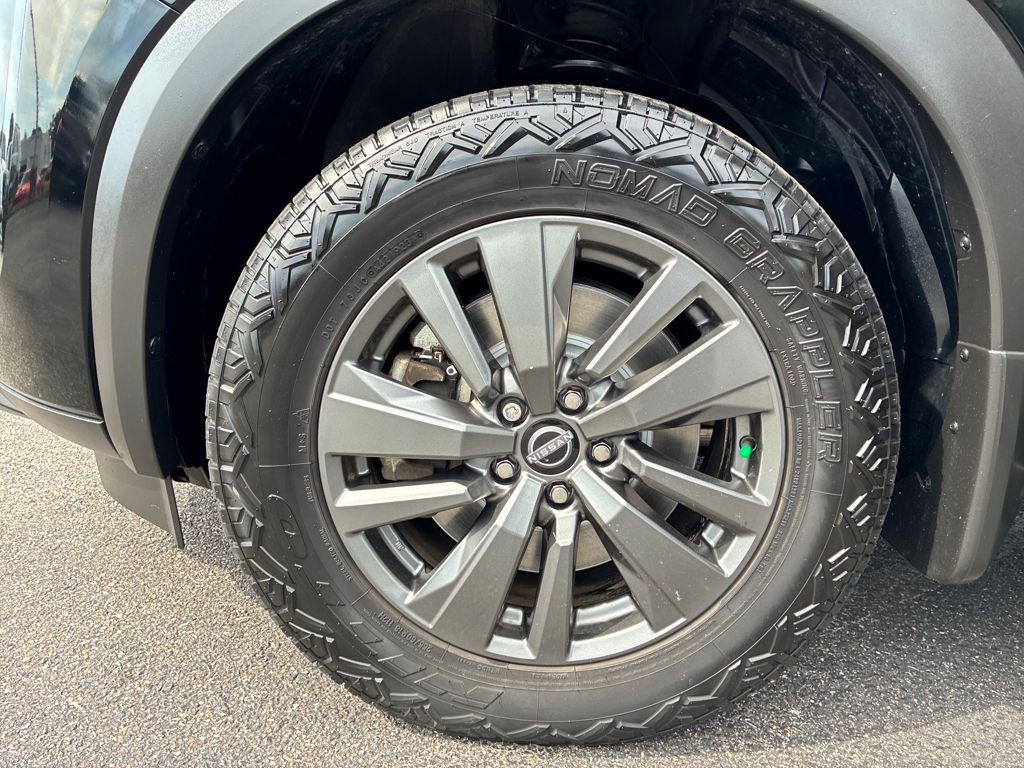 2022 Nissan Pathfinder SV photo 22