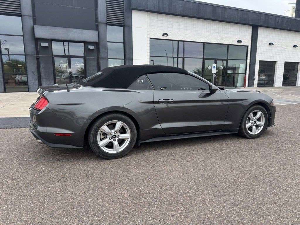 2019 Ford Mustang EcoBoost photo 4
