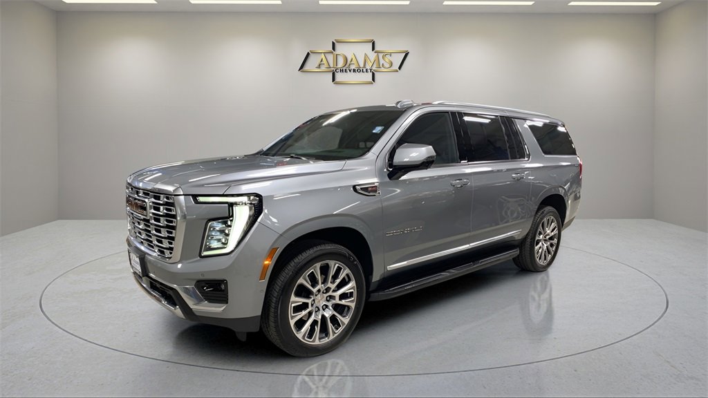 2025 GMC Yukon XL Denali's photo