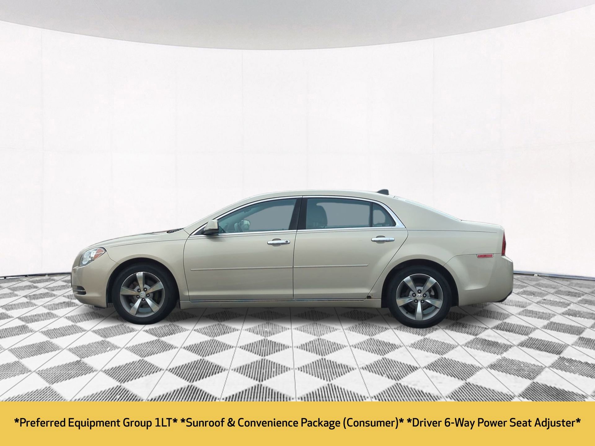 2012 Chevrolet Malibu 1LT photo 2