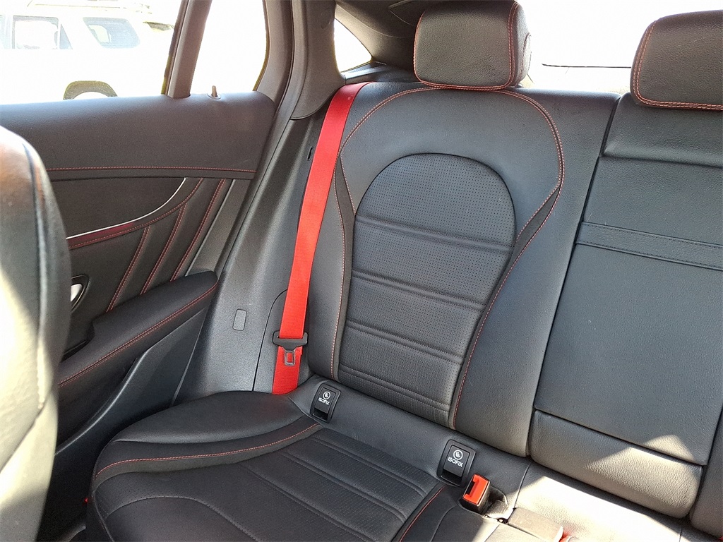 2023 Mercedes Benz GLC 43 AMG 4MATIC photo 18