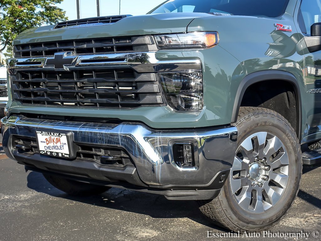 2026 CHEVROLET SILVERADO HD - Image 3