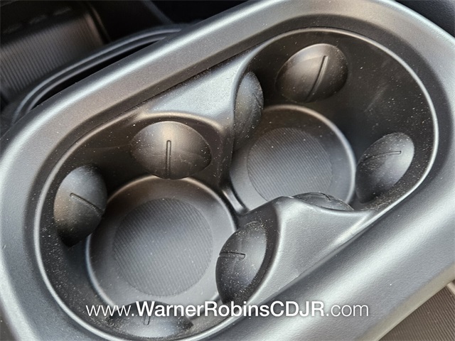 2026 Chrysler Pacifica photo 19