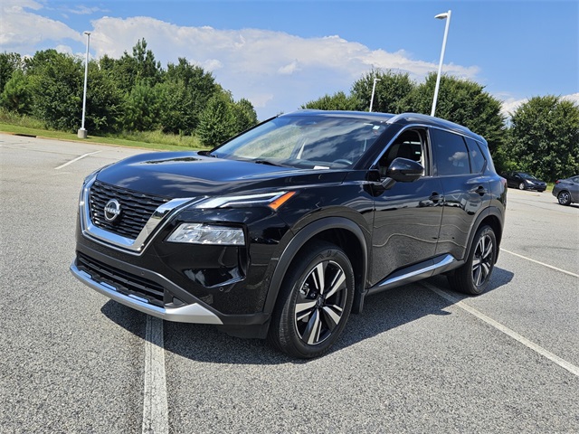 2023 Nissan Rogue Platinum photo 3