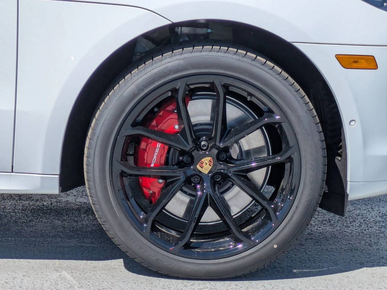 2025 Porsche Macan GTS photo 22