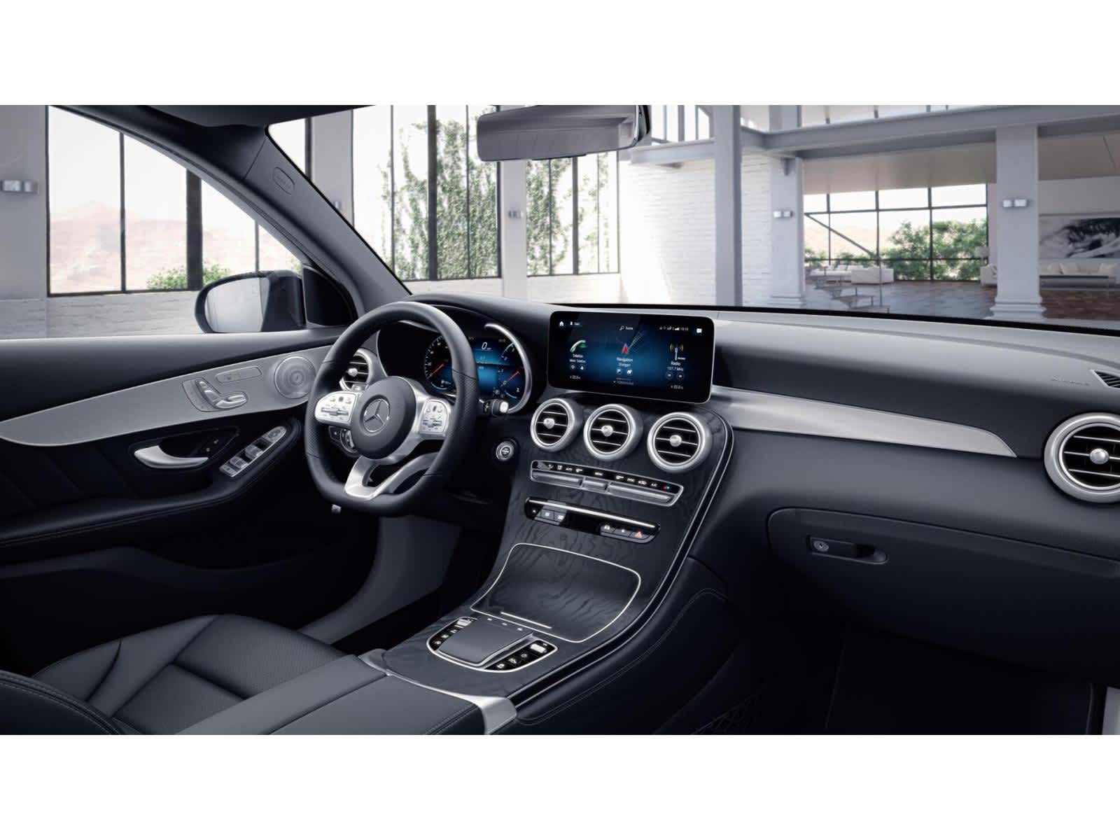 2021 Mercedes Benz GLC 300 photo 3