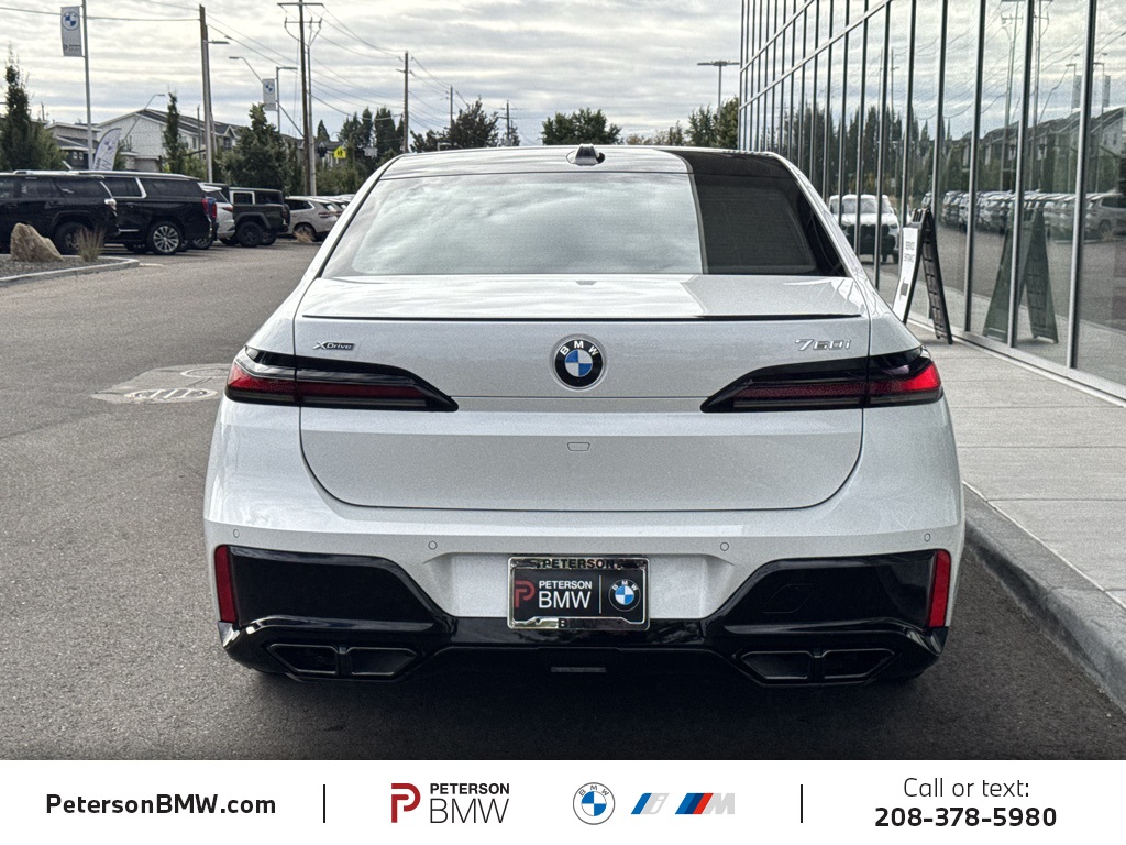 2026 Bmw 760i xDrive photo 4