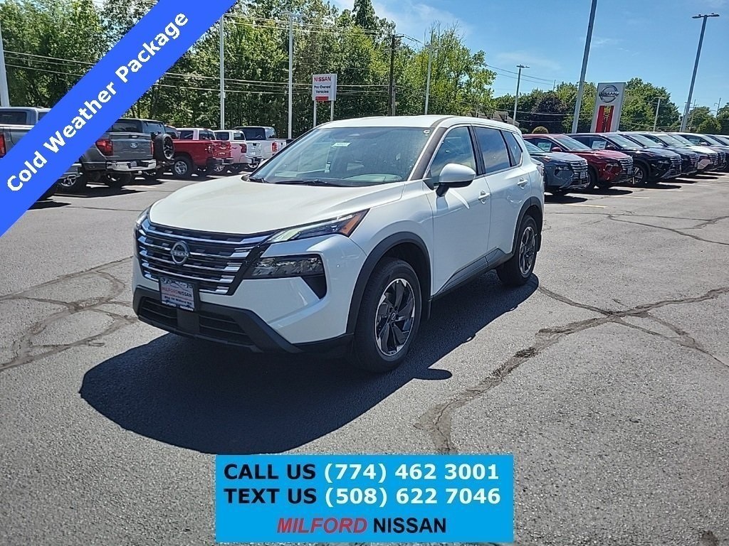 2026 Nissan Rogue SV's photo