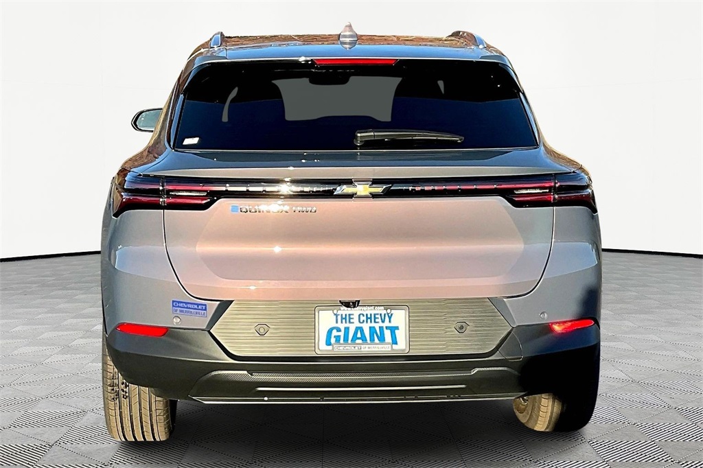 2026 Chevrolet Equinox EV 1LT photo 4