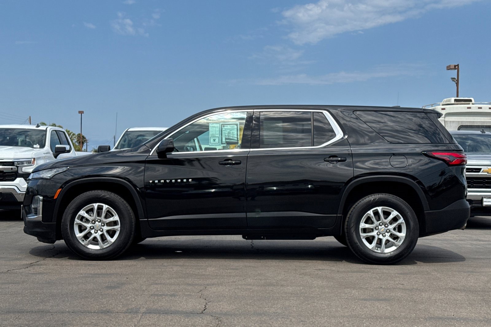 2023 Chevrolet Traverse LS photo 7