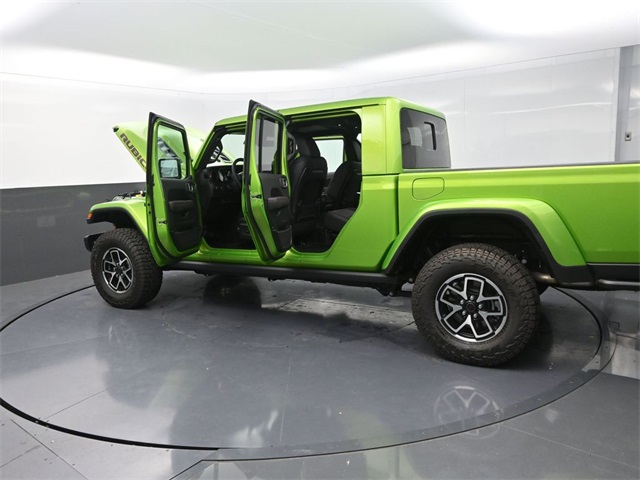 2025 Jeep Gladiator Rubicon photo 29