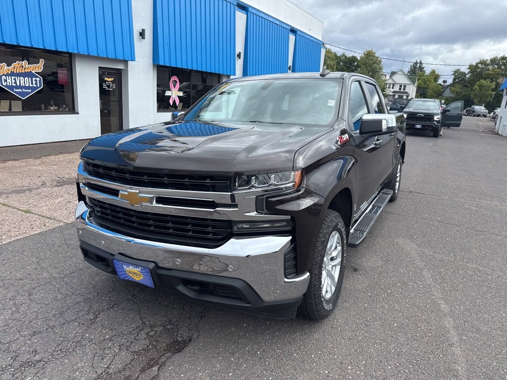 2019 Chevrolet Silverado 1500 LT photo 3
