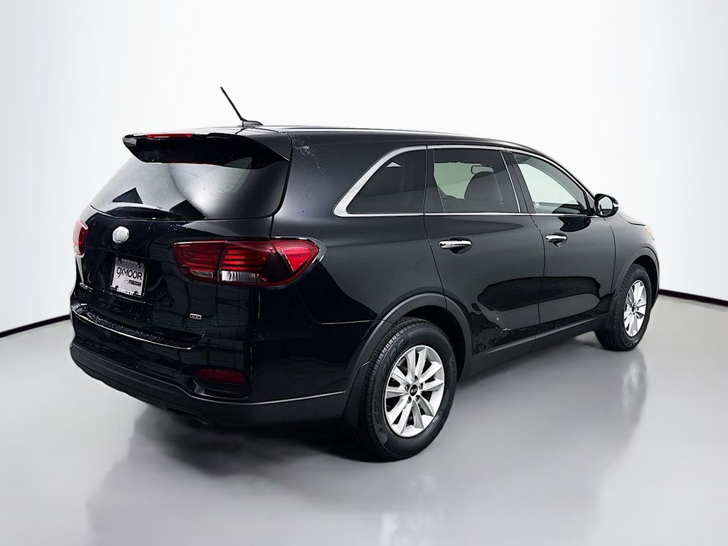 2019 Kia Sorento LX photo 4