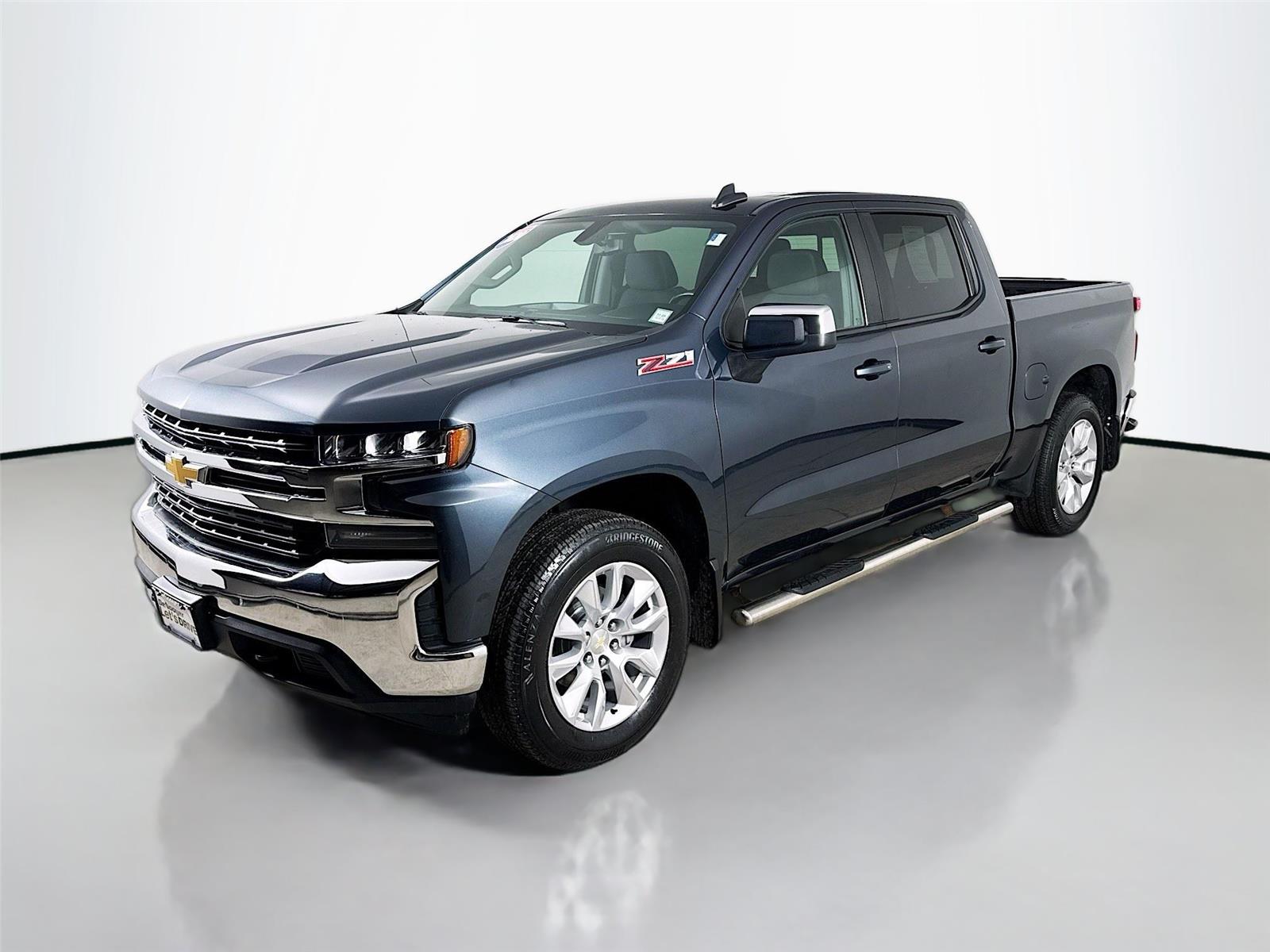 2020 Chevrolet Silverado 1500 LT photo 2