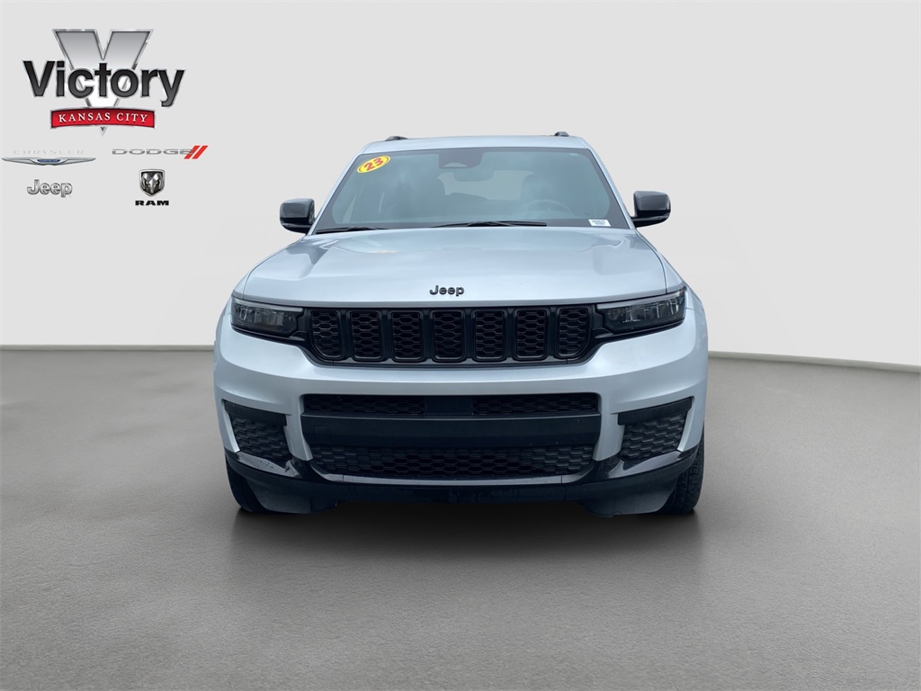 Used 2023 Jeep Grand Cherokee L Altitude with VIN 1C4RJKAG4P8839575 for sale in Kansas City